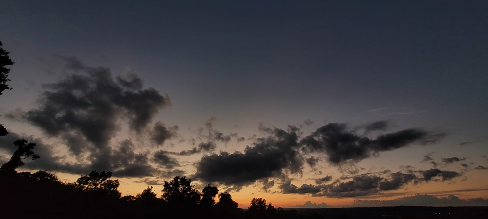 2022-08-05-21h05m47.jpg